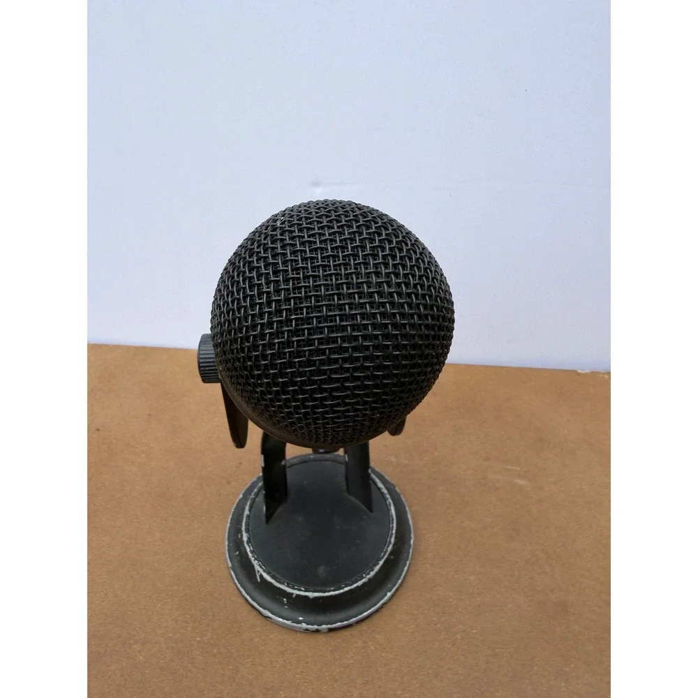 Blue Yeti USB Microphone Blackout Edition Professional Condenser Mic with Stand